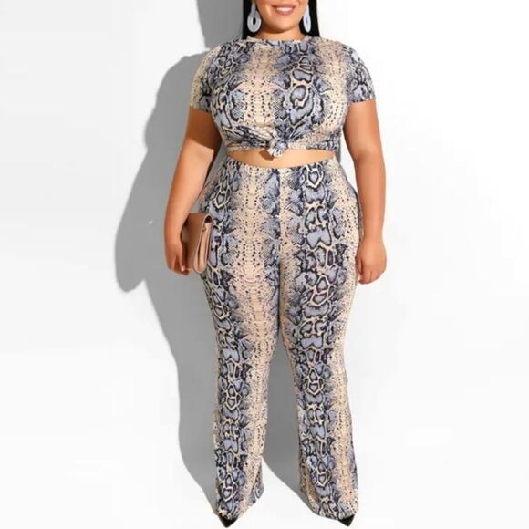 Plus size printed two-piece pant set sz 4X - Picture 2 of 2